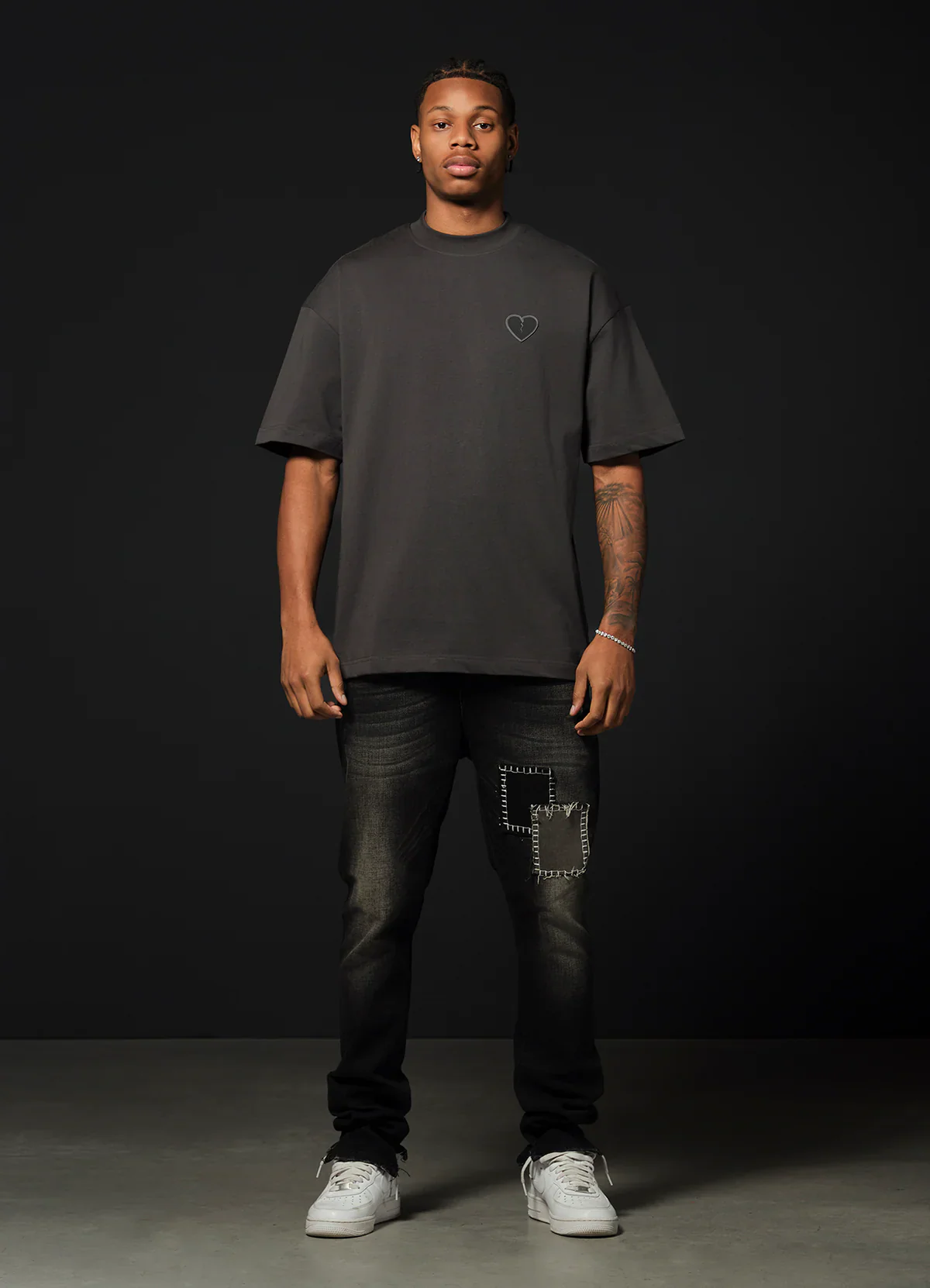 BILLION AND BEYOND - BASIC TEE - CARBON - Image 2