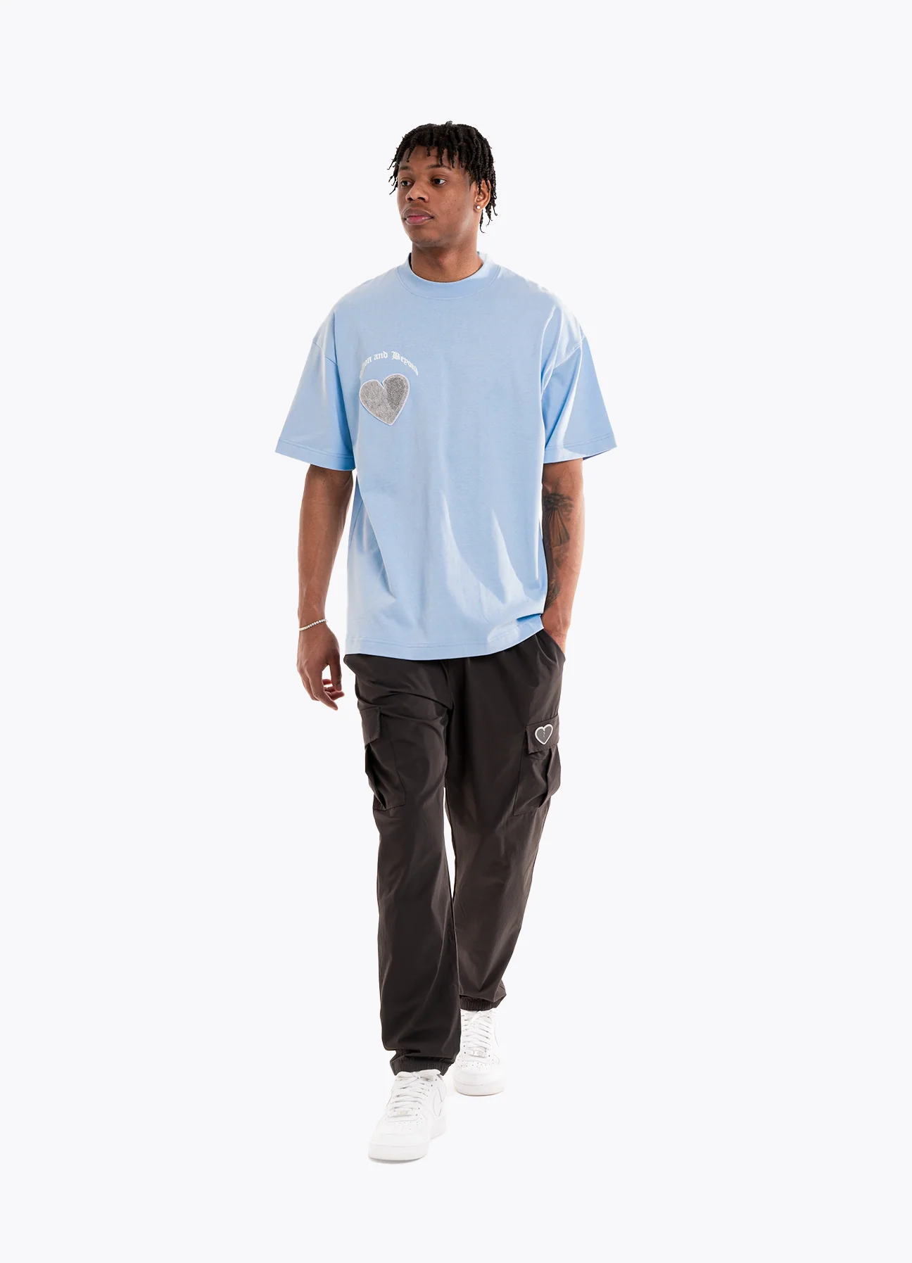 BILLION AND BEYOND - CRACK HEART TEE BABY BLUE - Image 3