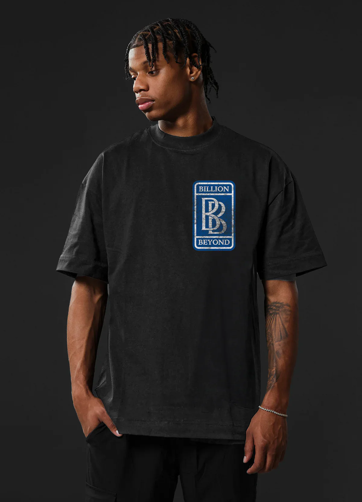 BILLION AND BEYOND - EMBLEM TEE - WASHED BLACK - Image 3
