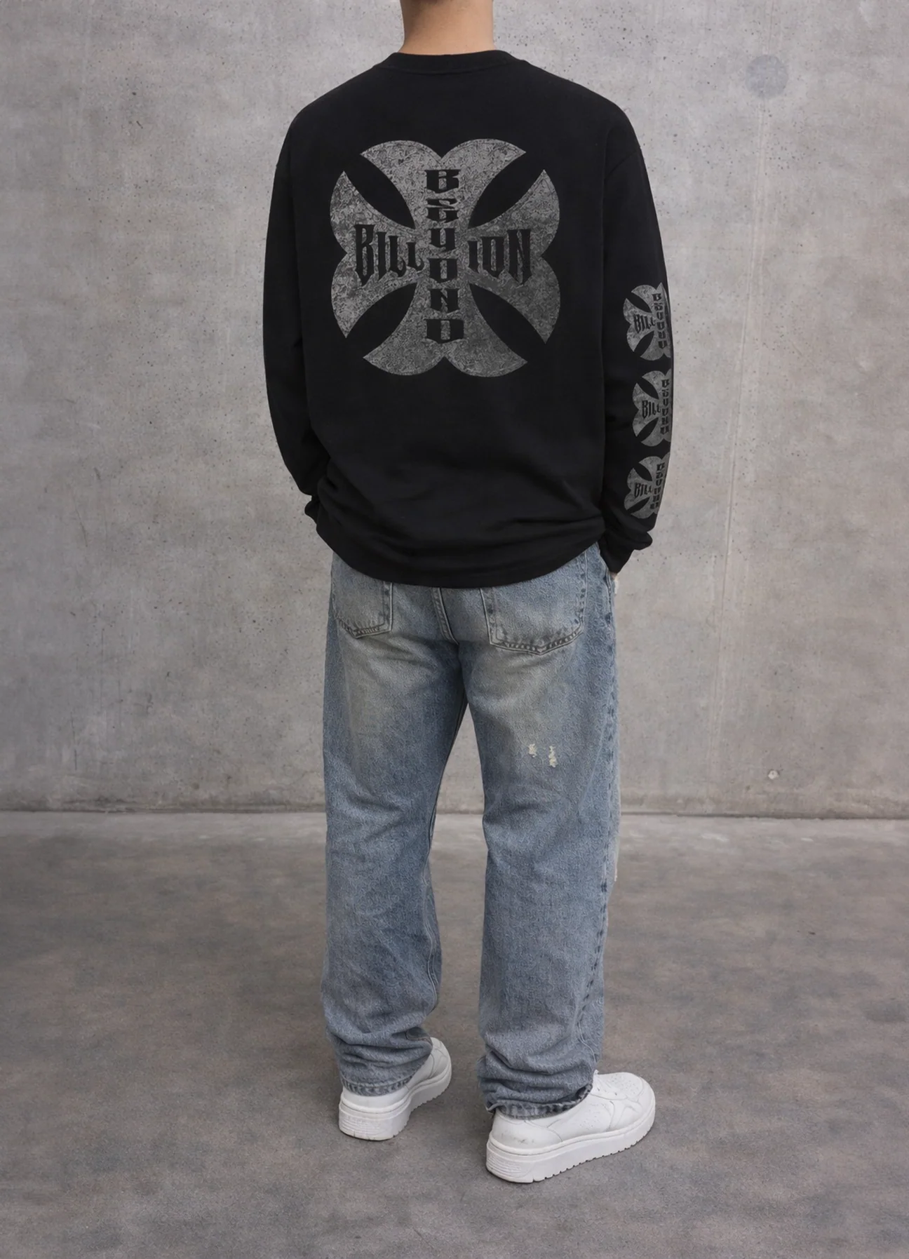 BILLION AND BEYOND - TUPIL LONGSLEEVE - Image 3