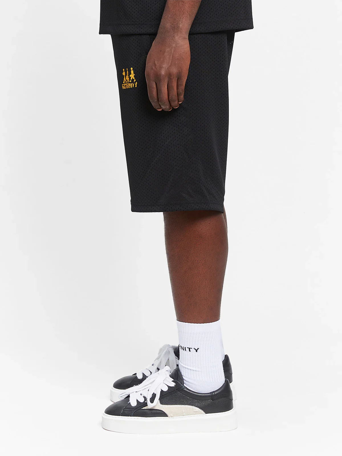 RETERNITY - CREATIVE DEPT LOGO MESH SHORTS - BLACK - Image 4