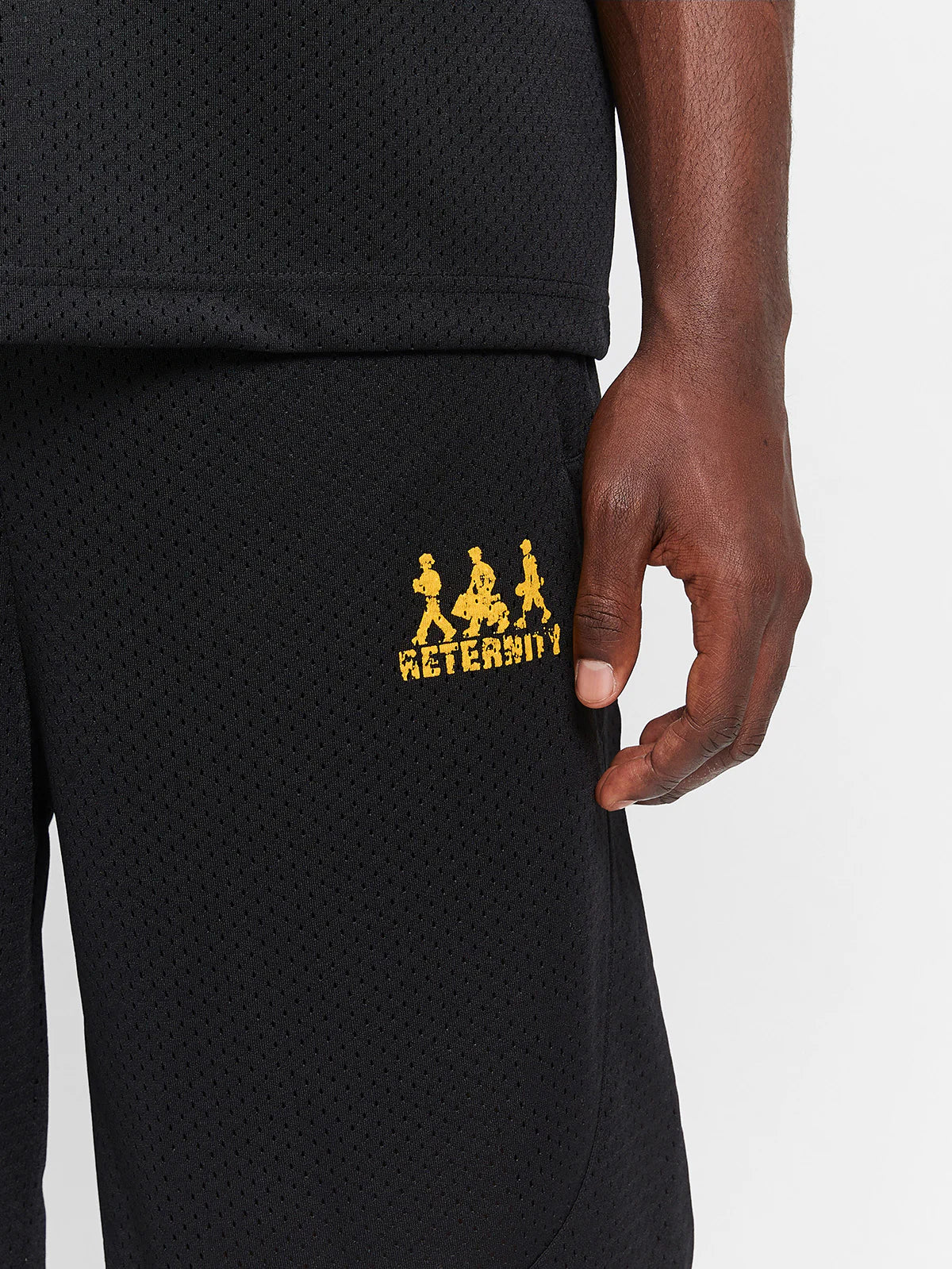 RETERNITY - CREATIVE DEPT LOGO MESH SHORTS - BLACK - Image 6