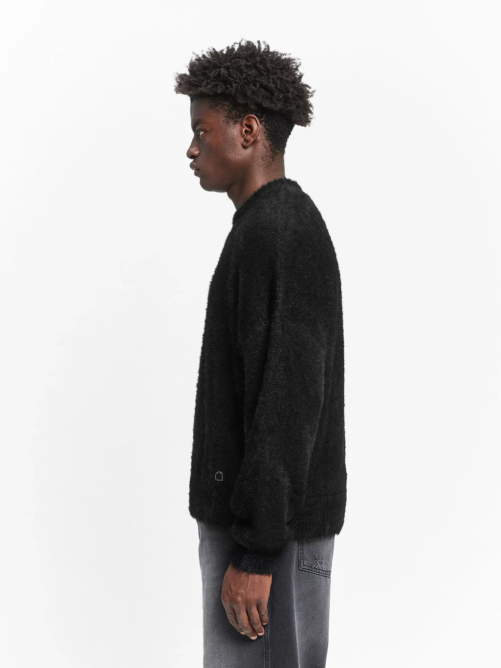 RETERNITY - ESSENTIAL FURRY KNIT SWEATER - BLACK - Image 4