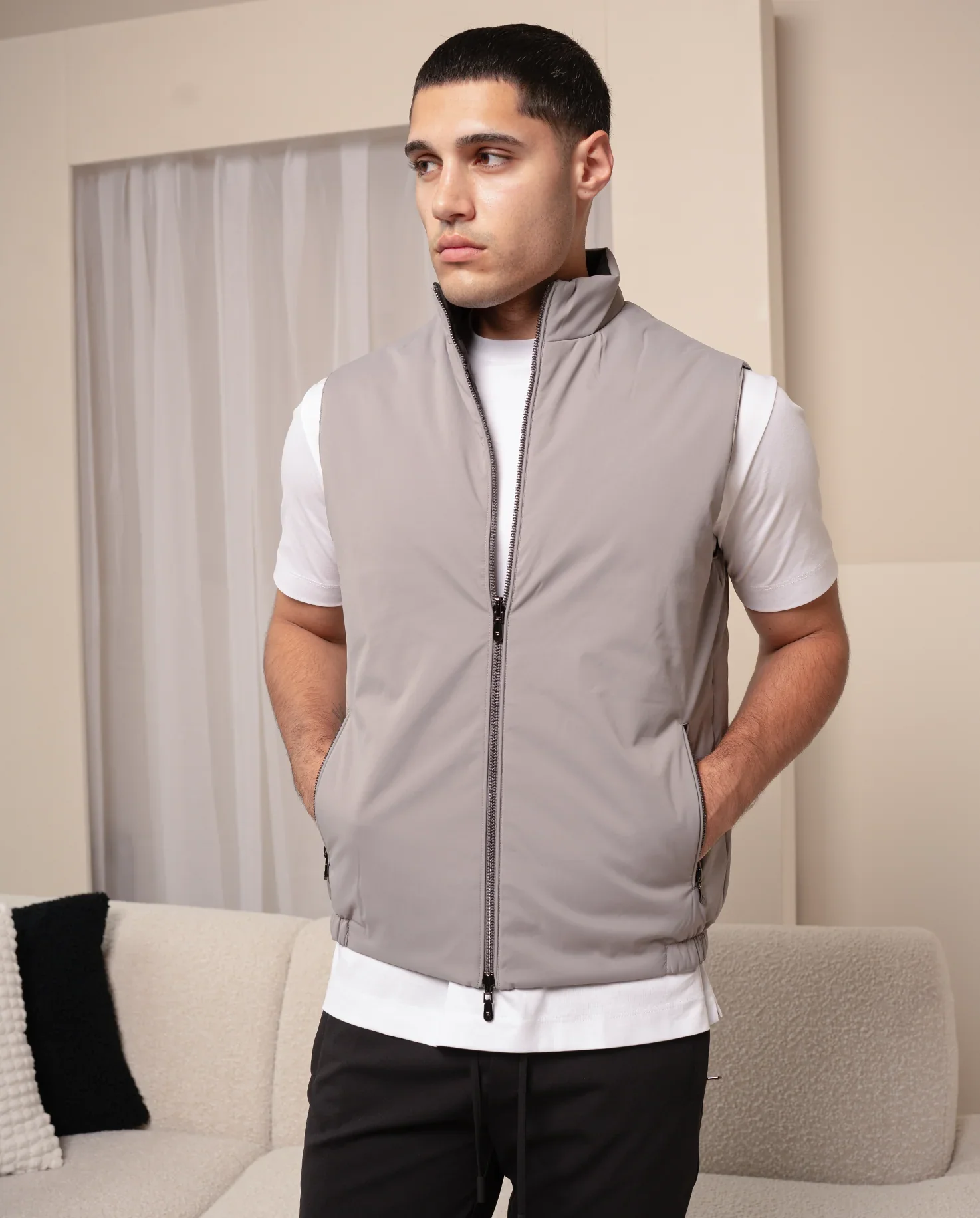 RIMA - REVERSIBLE VEST - BLACK/GREY - Image 4