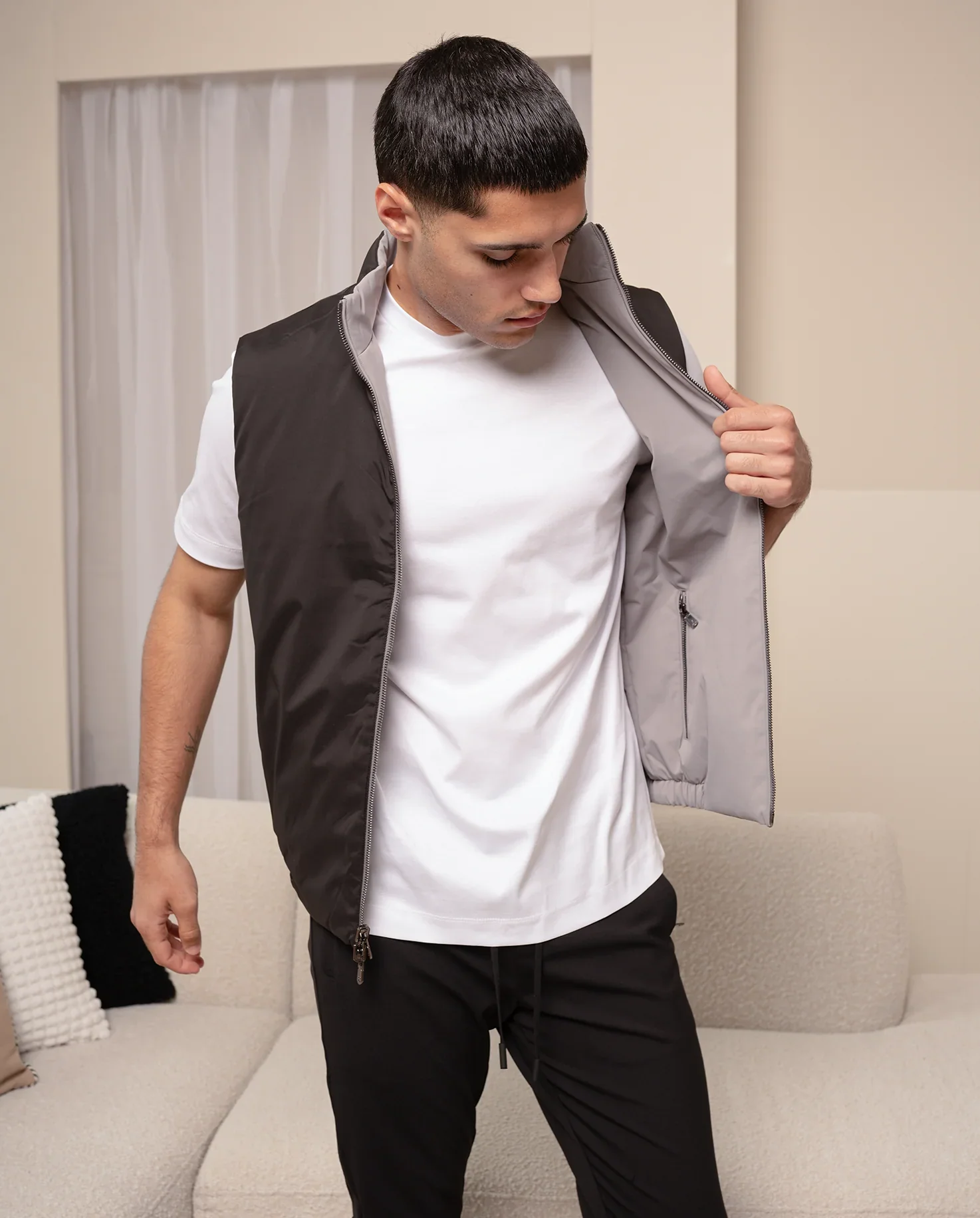 RIMA - REVERSIBLE VEST - BLACK/GREY - Image 5