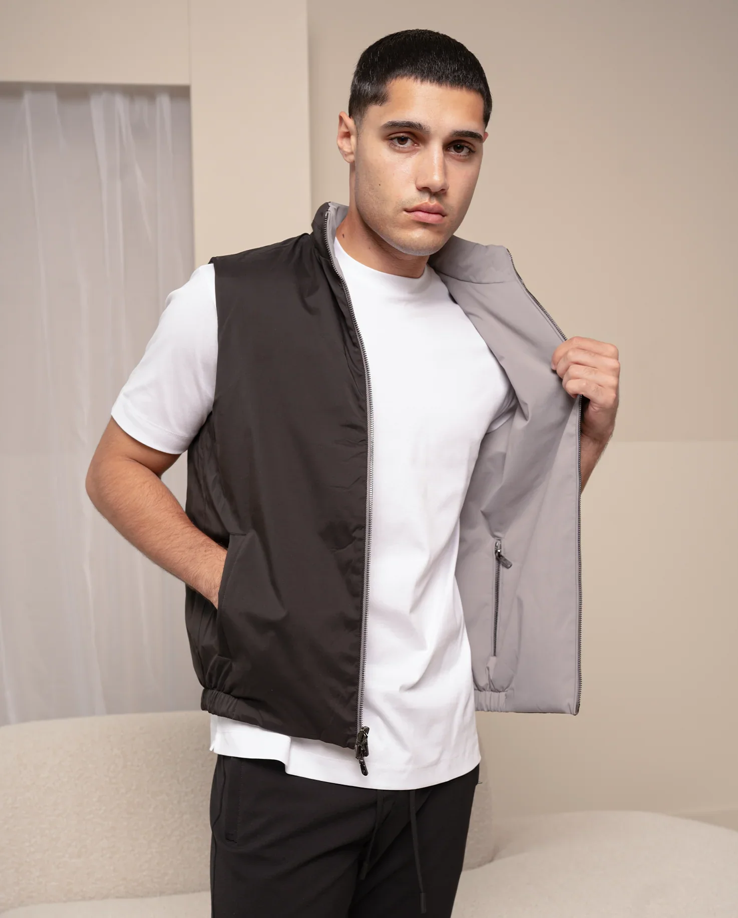 RIMA - REVERSIBLE VEST - BLACK/GREY - Image 6