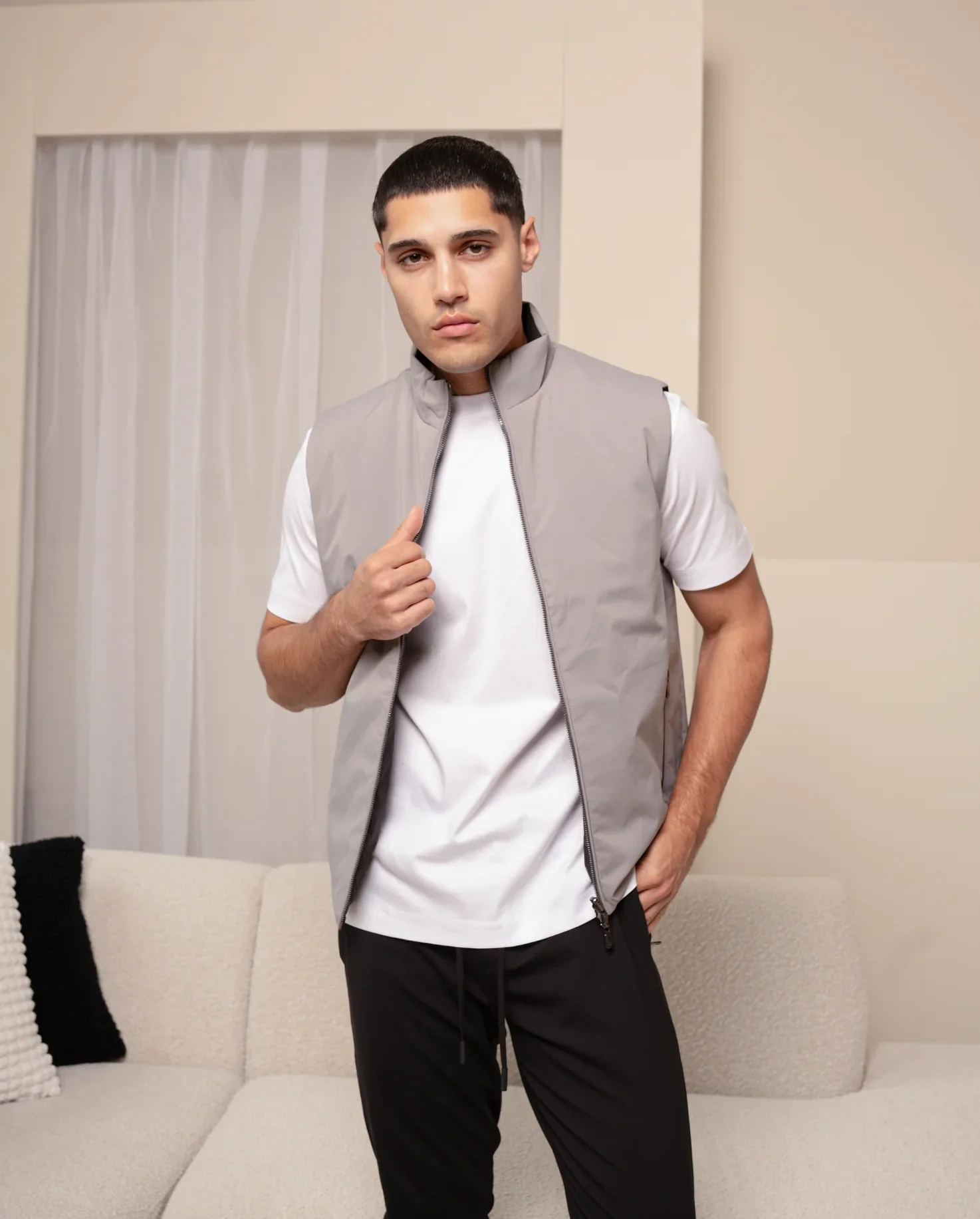 RIMA - REVERSIBLE VEST - BLACK/GREY - Image 8