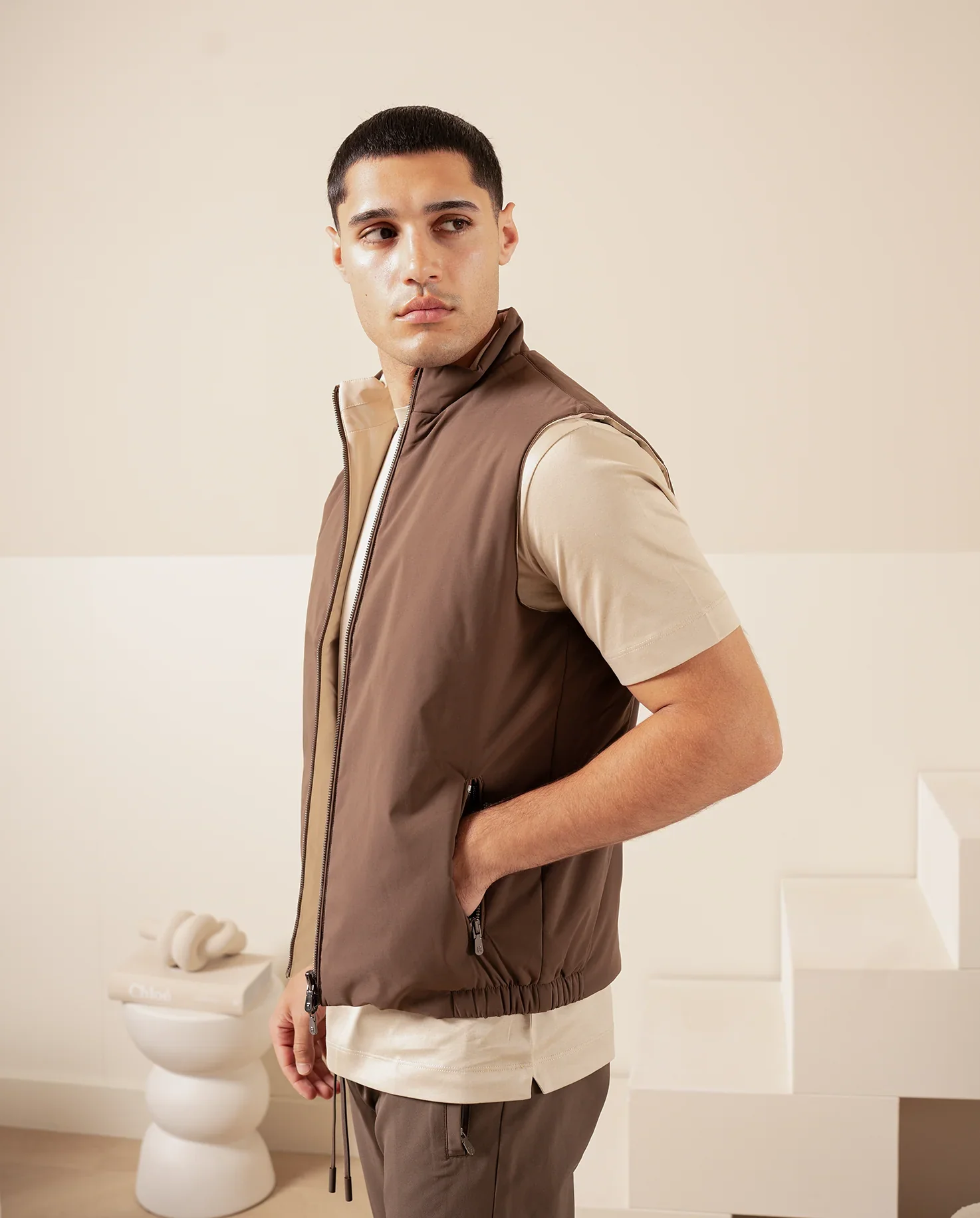 RIMA - REVERSIBLE VEST - EBONY/BEIGE - Image 5