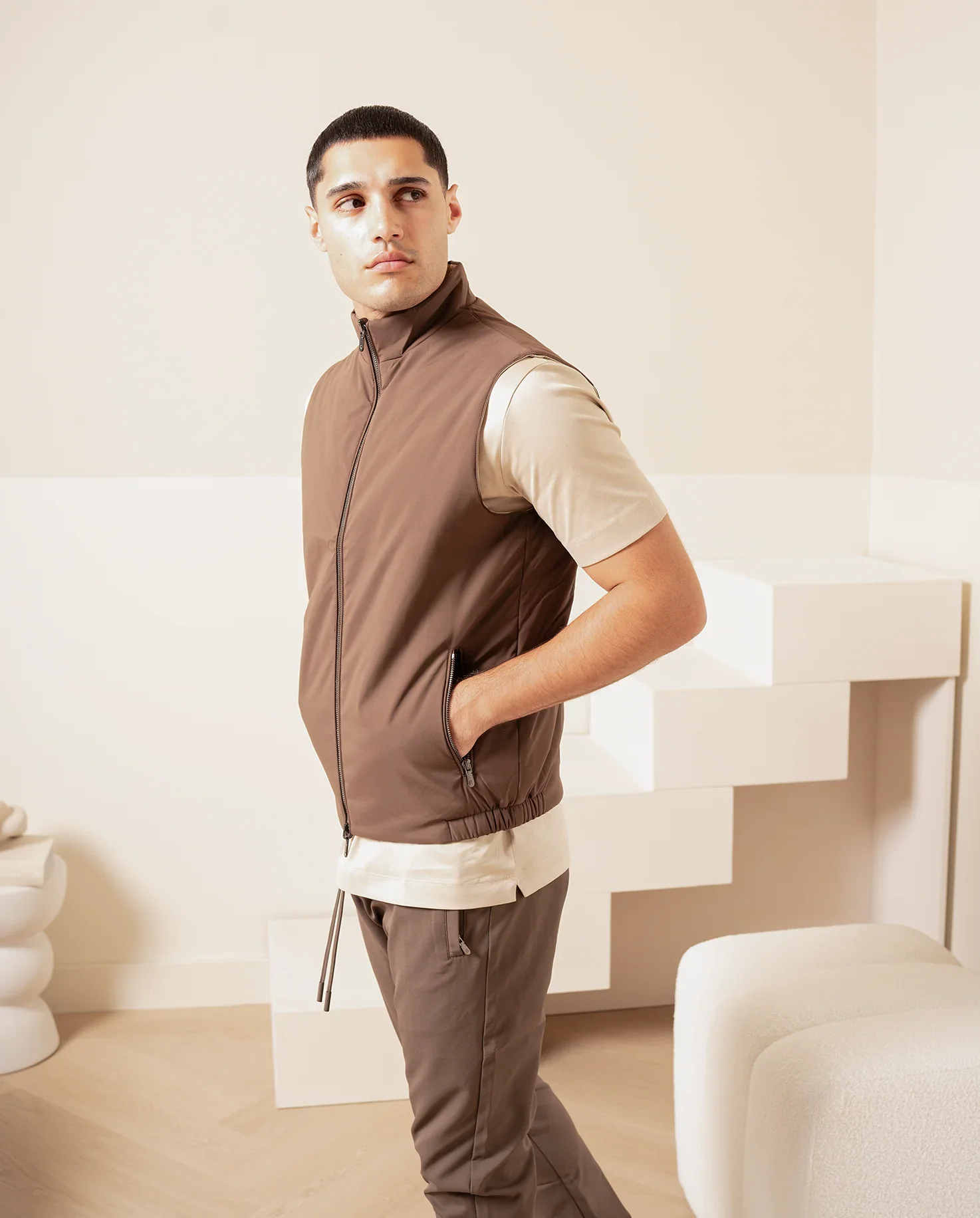 RIMA - REVERSIBLE VEST - EBONY/BEIGE - Image 7