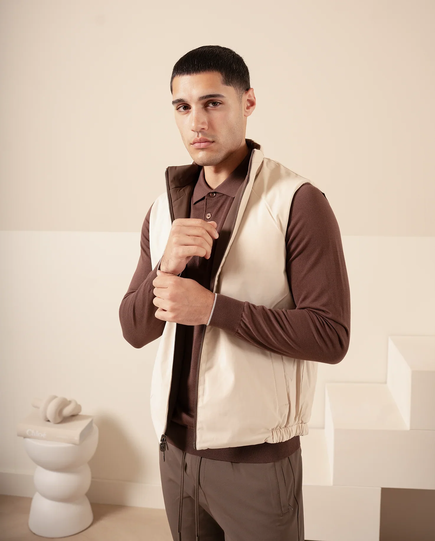 RIMA - REVERSIBLE VEST - EBONY/BEIGE - Image 9