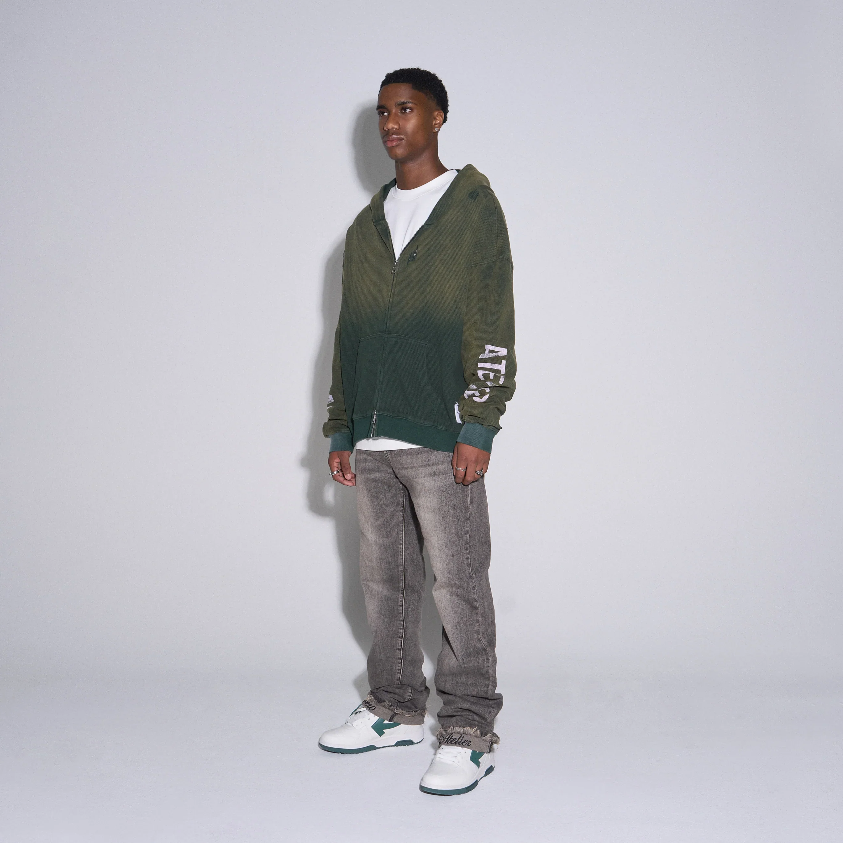 RIVERO - INTL. WASHED WAFFLE ZIP HOODIE GREEN - Image 2