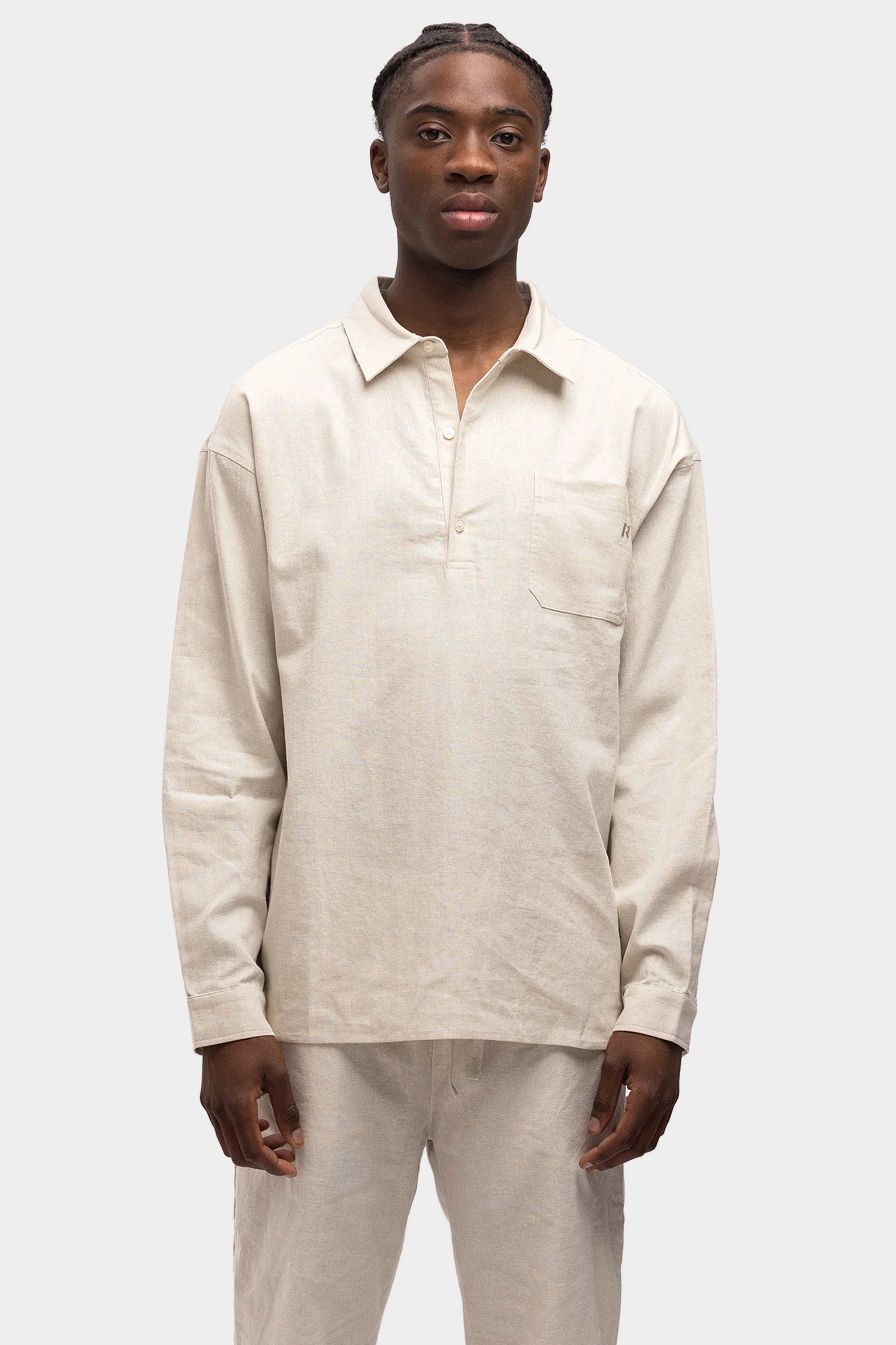 RIVERO - LINEN SHIRT QUARTER BUTTON SAND - Image 3