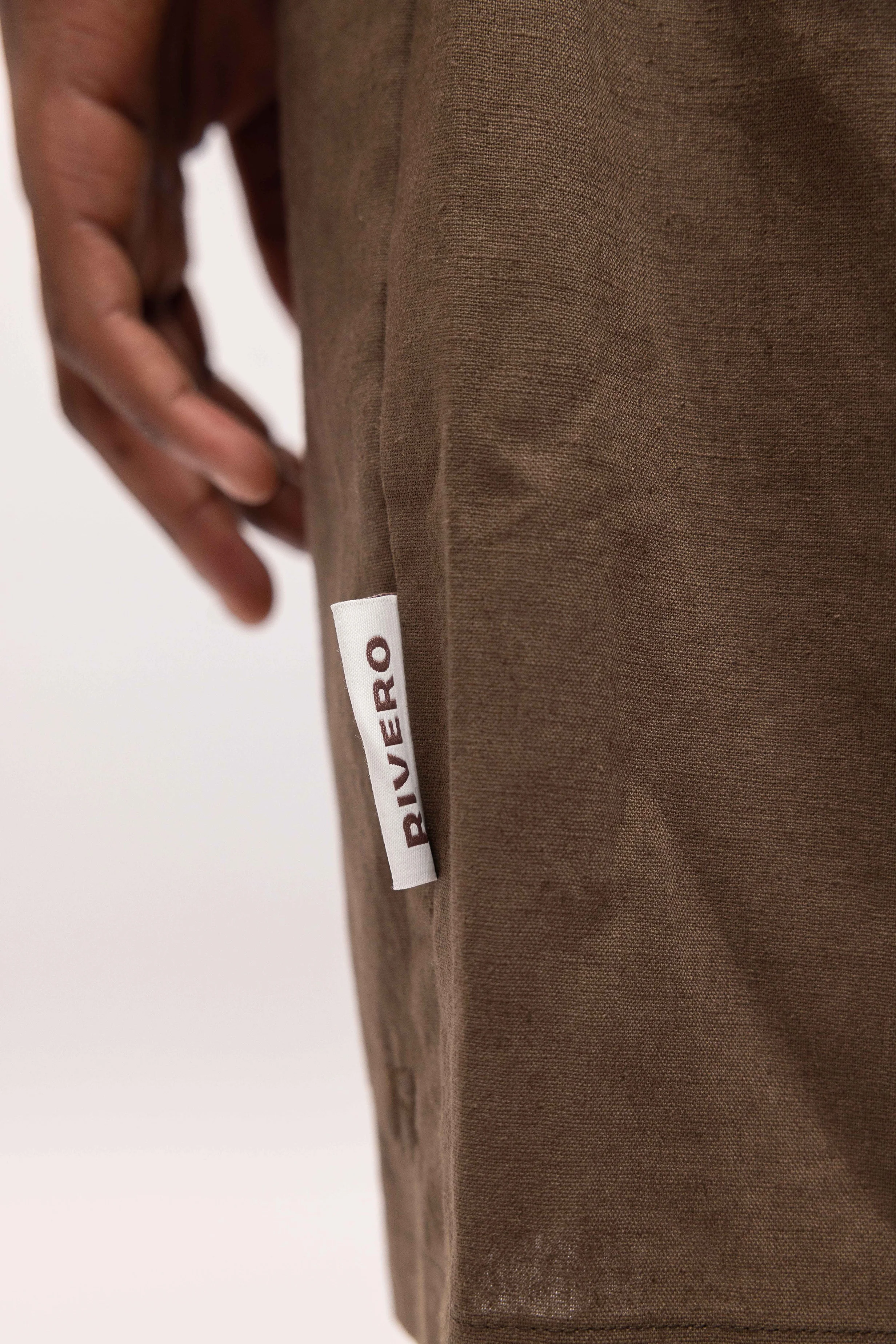RIVERO - LINEN SHORT BROWN - Image 7