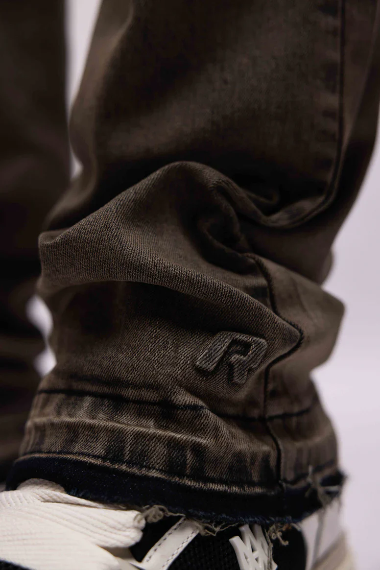 RIVERO - REGULAR EARTHBOUND EMBOSSED DENIM JEANS - Image 4