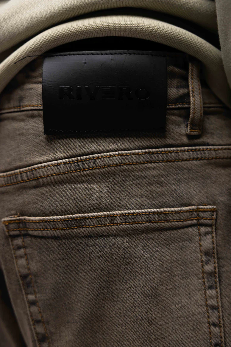 RIVERO - REGULAR EARTHBOUND EMBOSSED DENIM JEANS - Image 6