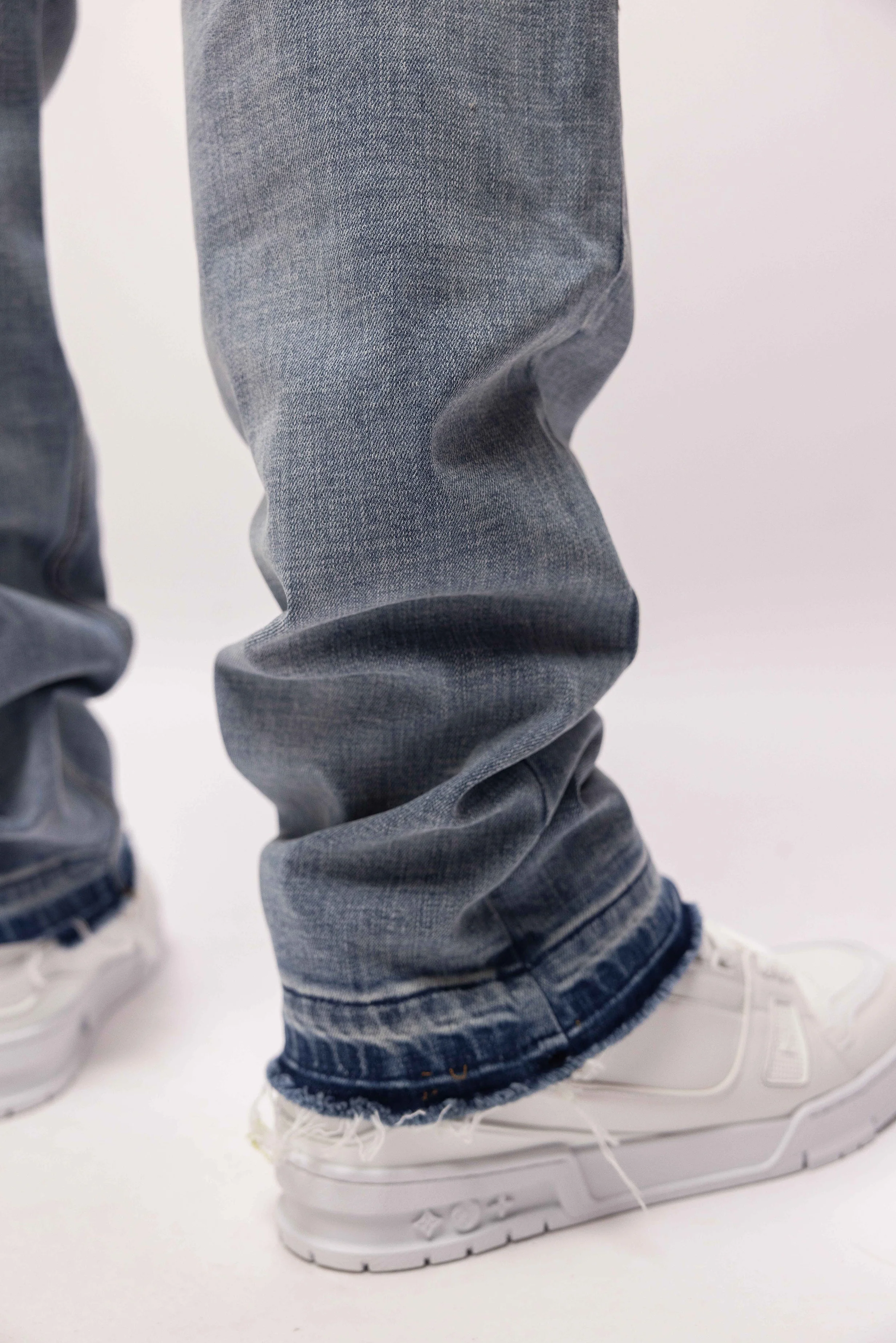 RIVERO - REGULAR EMBOSSED WASHED DENIM JEANS - Image 7