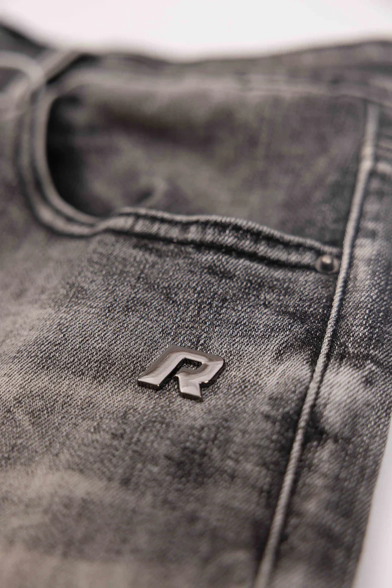RIVERO - REGULAR PLAIN METAL WASHED DENIM JEANS - Image 2