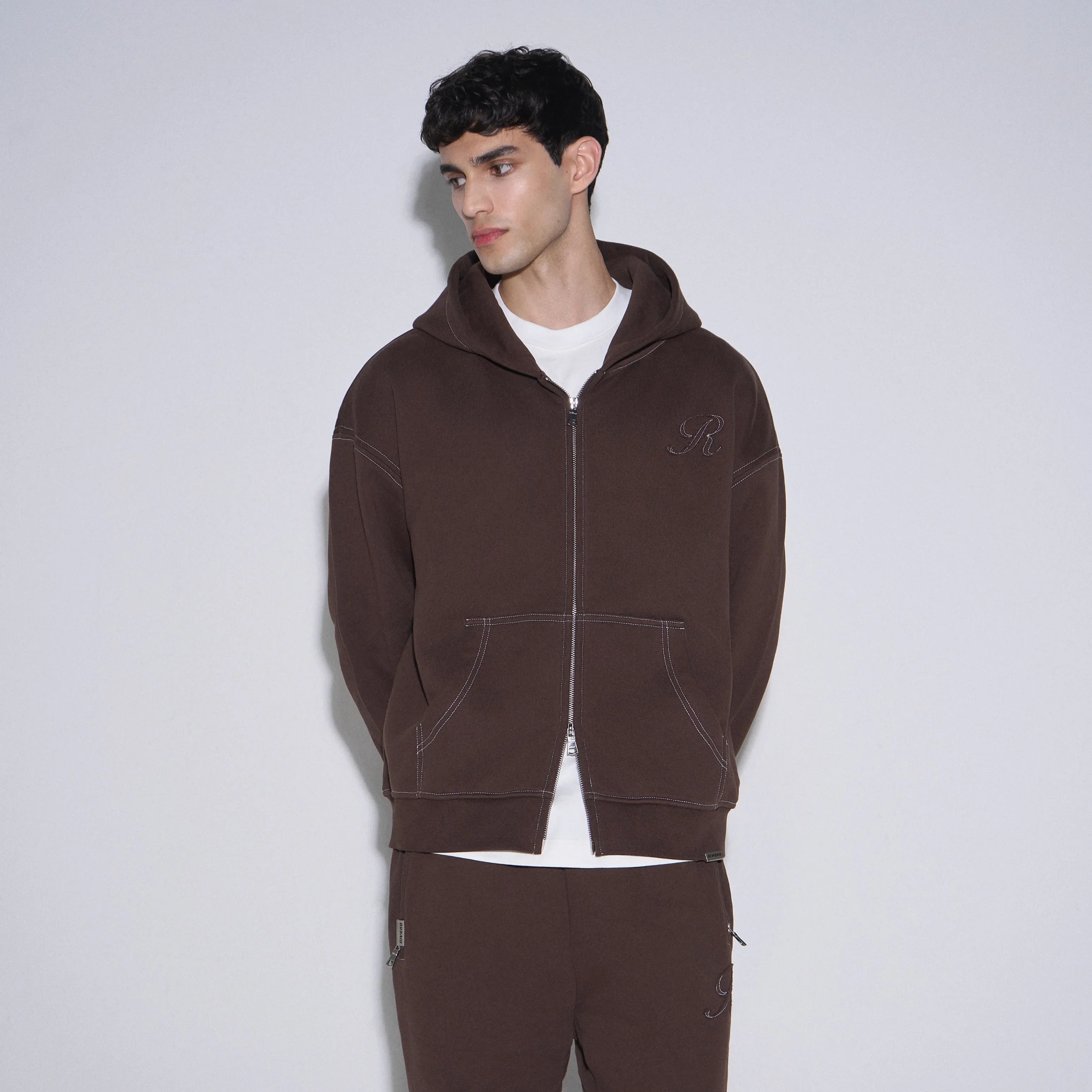 RIVERO - SEAMS ZIP HOODIE - BROWN - Image 4