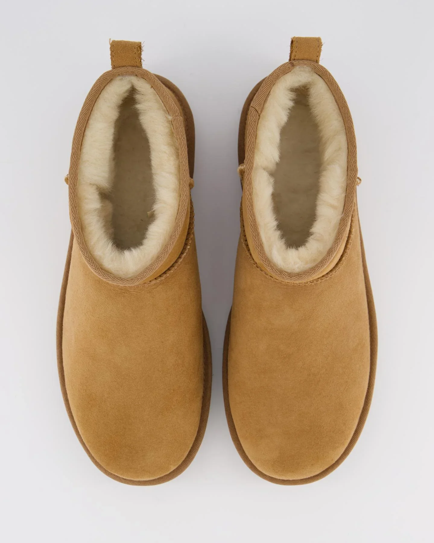 UGG - CLASSIC ULTRA MINI BOOT CHESTNUT - Image 3