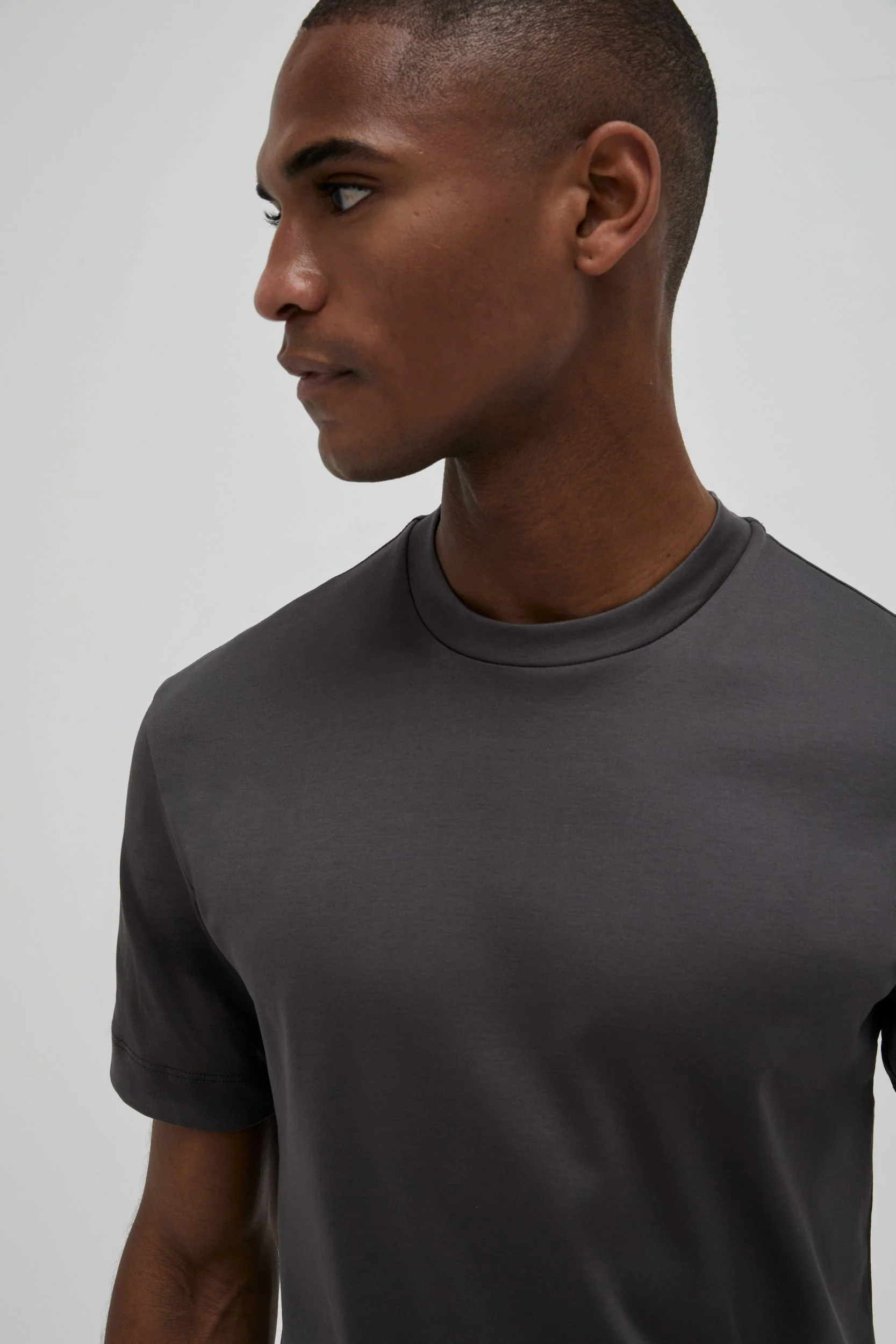 VALENZA - INTERLOCK SUPIMA T-SHIRT DARK GREY - Image 5