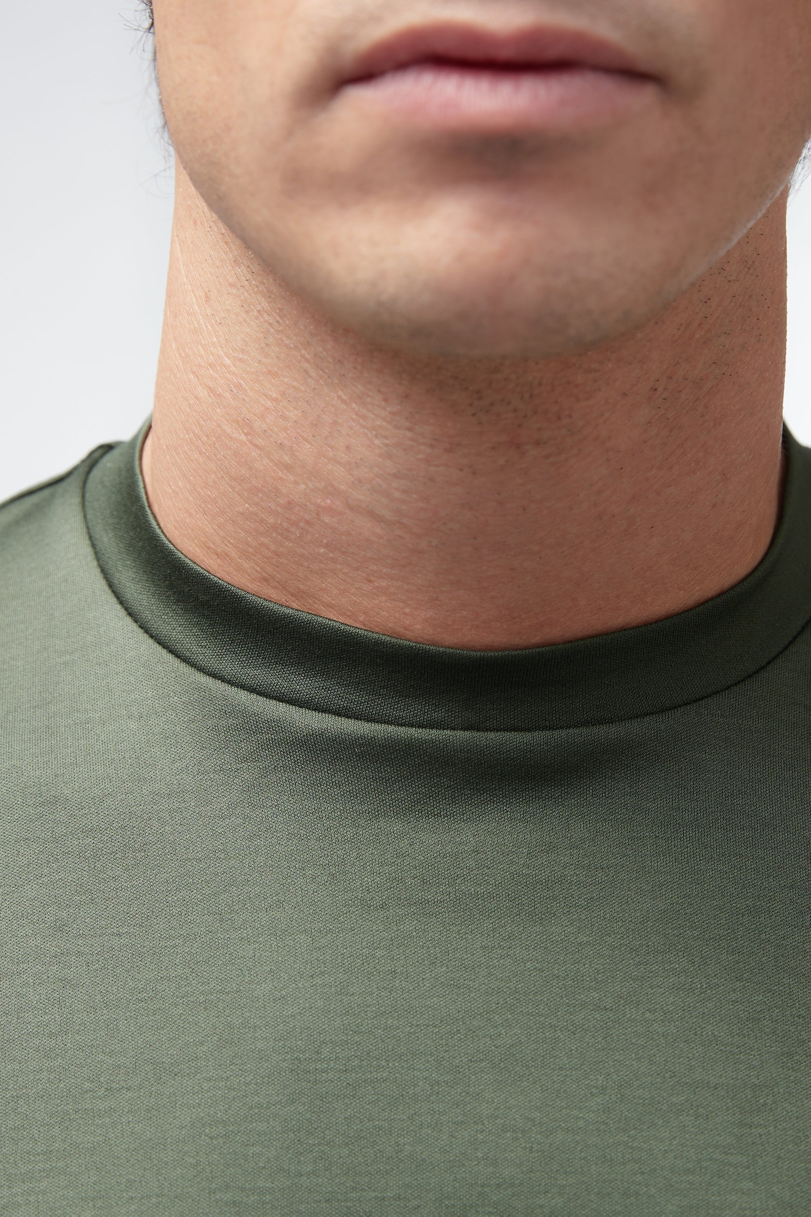 VALENZA - INTERLOCK SUPIMA T-SHIRT LONG SLEEVE GREEN - Image 5